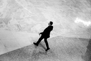 יישוב סכסוכים עסקיים באמצעות חוות דעת מומחה של אילון אוריאל לבית המשפט